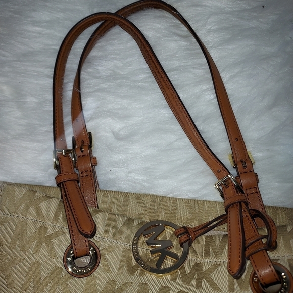 MICHAEL Kors Logo Canvas tote - Picture 5 of 13